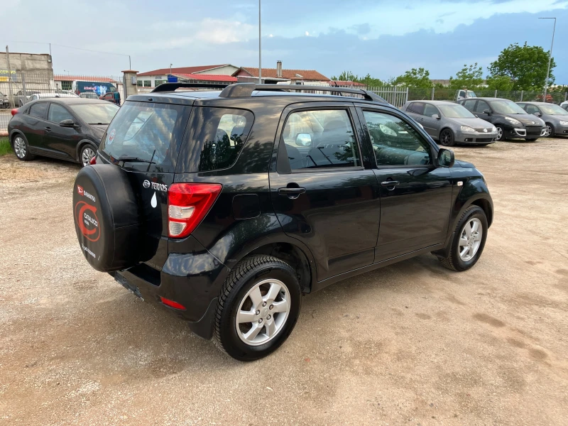 Daihatsu Terios 1.5 газ.инжекцион, снимка 8 - Автомобили и джипове - 47232355