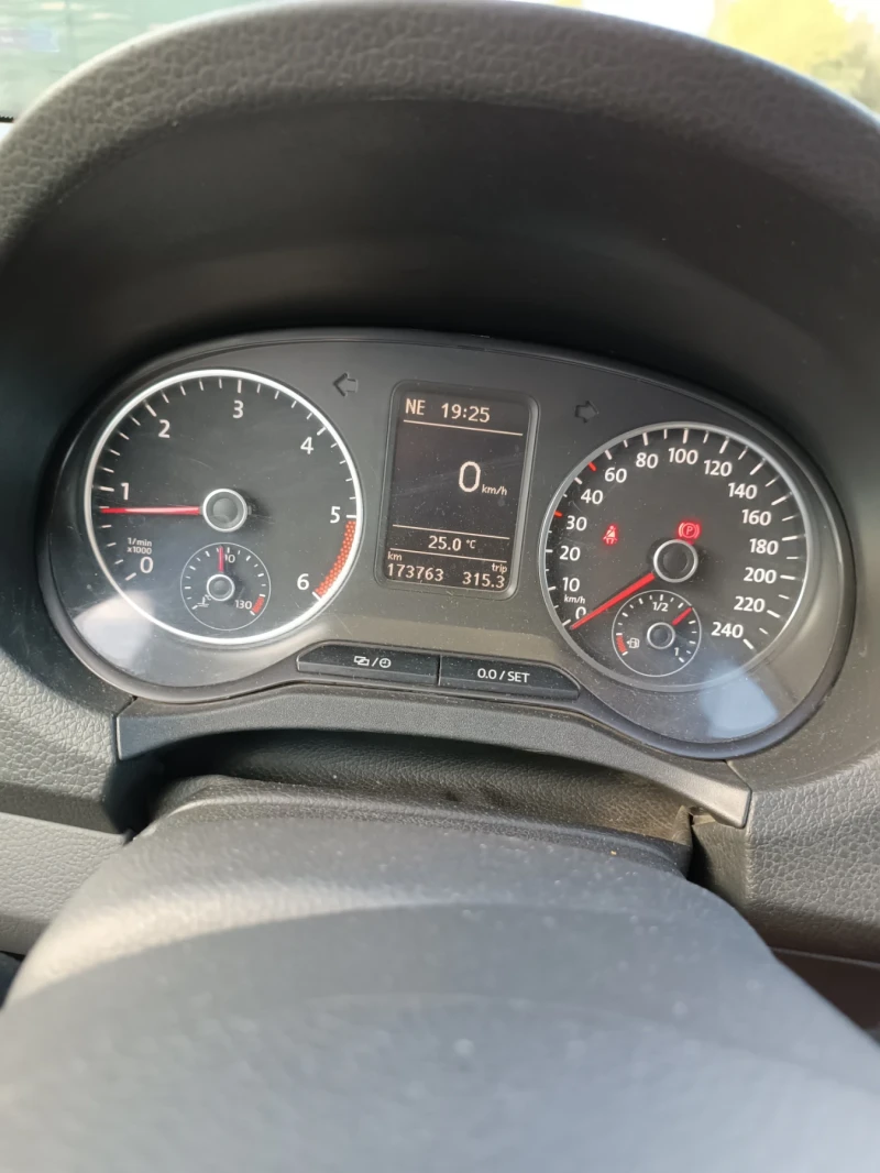 VW Amarok 2.0 BiTDI , снимка 5 - Автомобили и джипове - 52367477