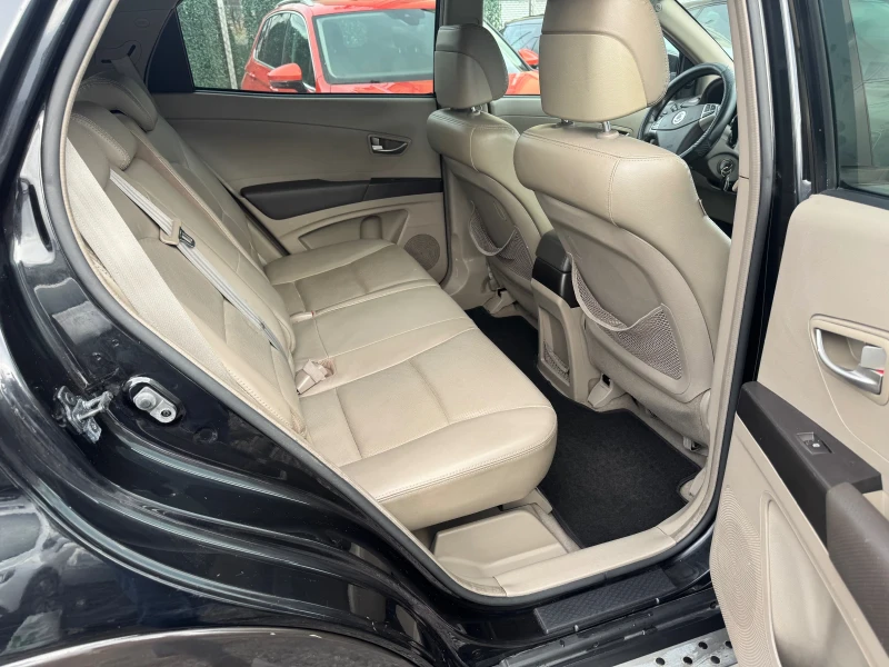 SsangYong Korando Full* ПРАГОВЕ* КАМЕРА* КОЖА* ПОДГРЕВ* NAVI* , снимка 11 - Автомобили и джипове - 52538866