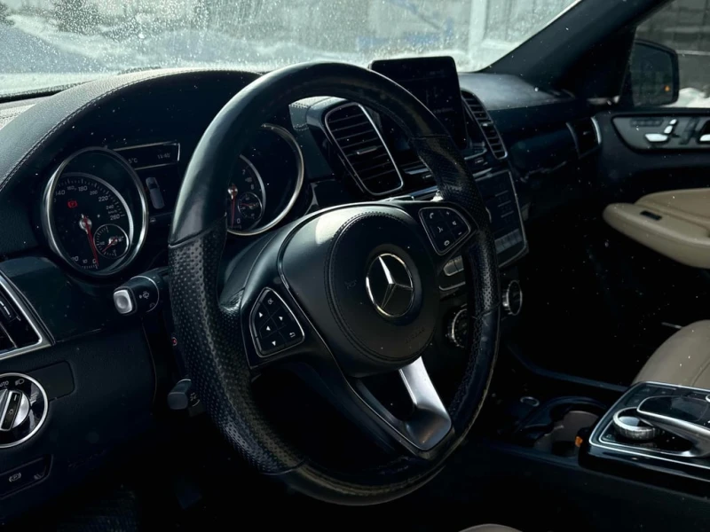 Mercedes-Benz GLS * 450 * CARFAX * ЦЕНА ДО БГ, снимка 9 - Автомобили и джипове - 53214277