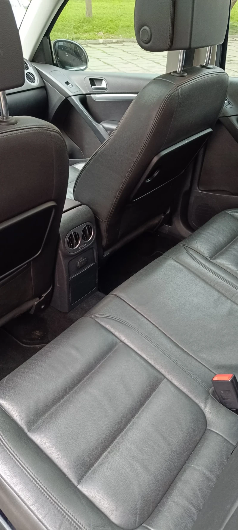 VW Tiguan 2.0, снимка 15 - Автомобили и джипове - 53296174