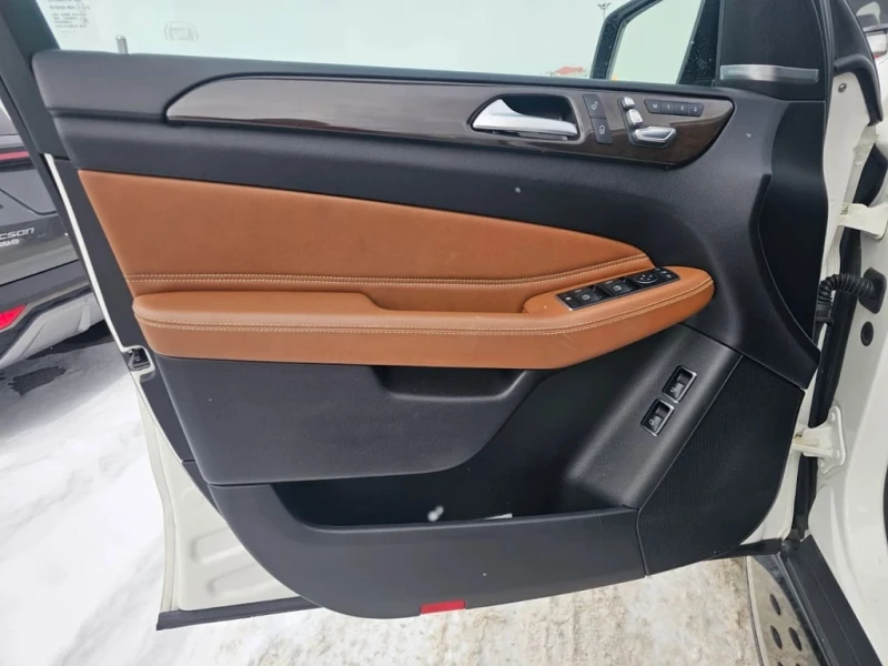 Mercedes-Benz GLS 450 * 450 * CARFAX * ЦЕНА ДО БГ, снимка 11 - Автомобили и джипове - 53432435