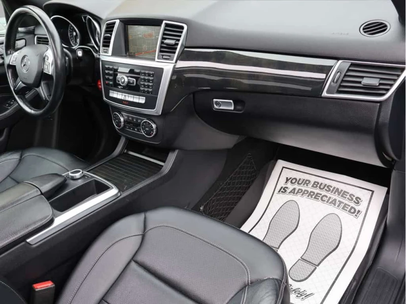 Mercedes-Benz ML * ML350 BlueTEC DIESEL AWD * M.B MAINTAIN* 360 CAM, снимка 11 - Автомобили и джипове - 53529083