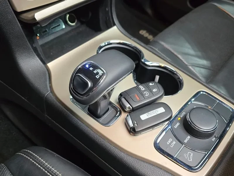 Jeep Grand cherokee 3.0D AWD - изображение 9