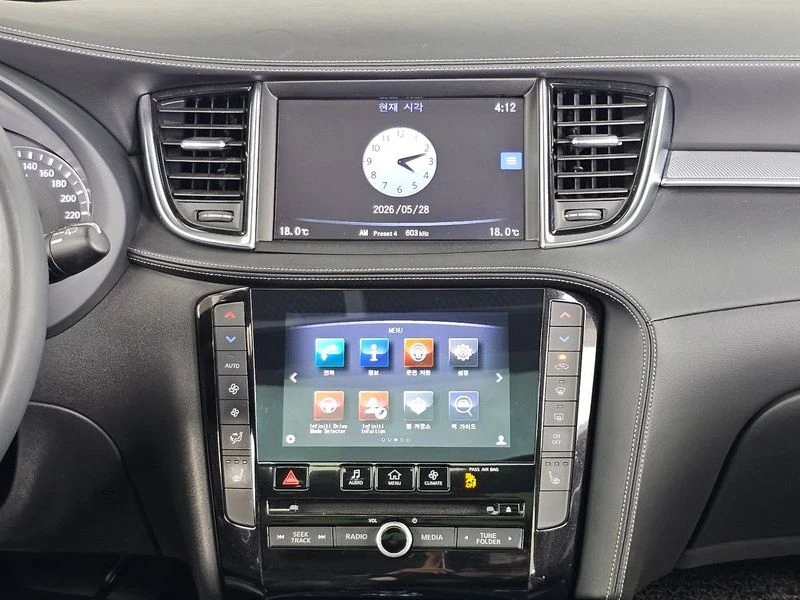 Infiniti QX50 2.0 Automatic, снимка 12 - Автомобили и джипове - 55597707