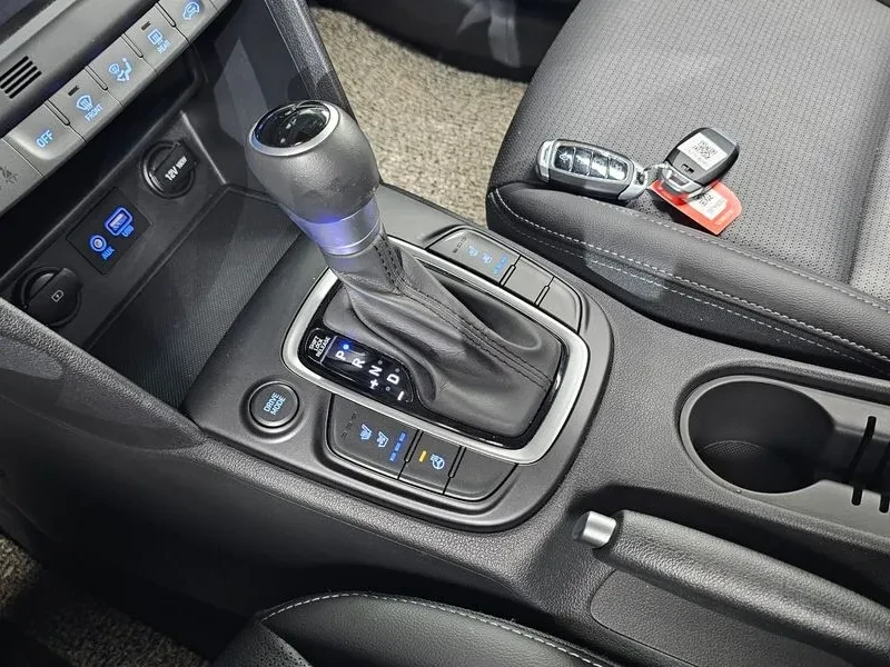 Hyundai Kona 1.6 - САМО 30% АВАНС, снимка 9 - Автомобили и джипове - 56305079