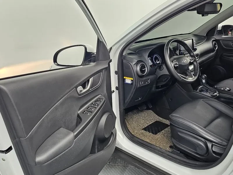 Hyundai Kona 1.6 - САМО 30% АВАНС, снимка 10 - Автомобили и джипове - 56305079