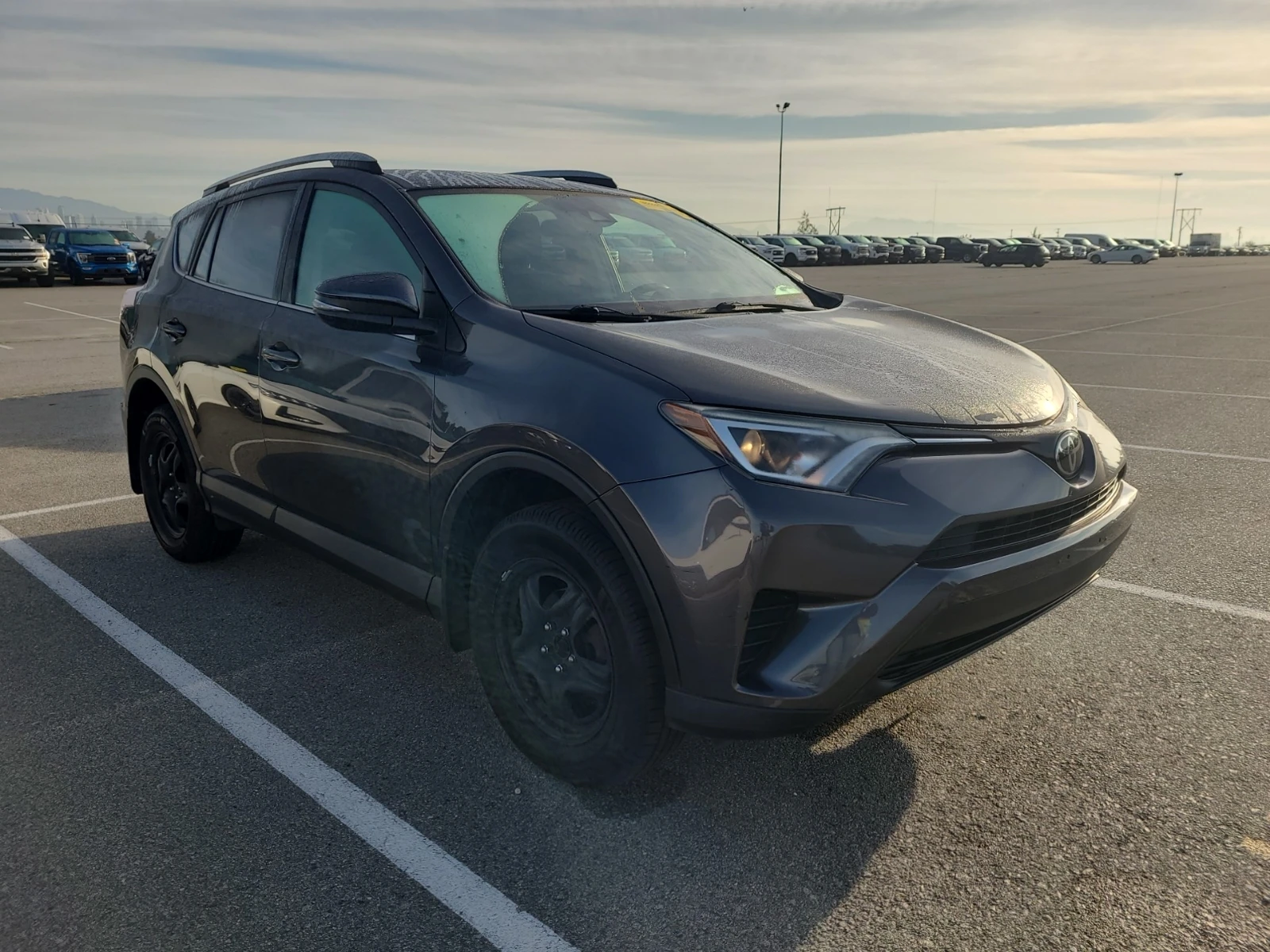 Toyota Rav4 CARFAX* БЕЗ ПЪРВОНАЧАЛНА - изображение 2