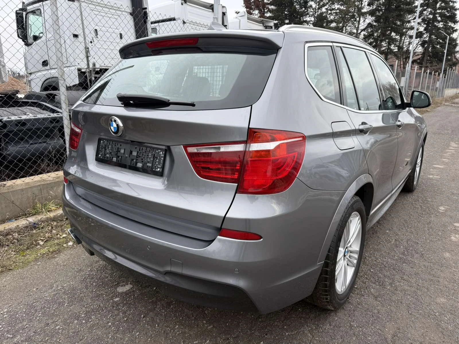 BMW X3 35D M-Paket Дистроник  Швейцария Топ състояние  - изображение 4