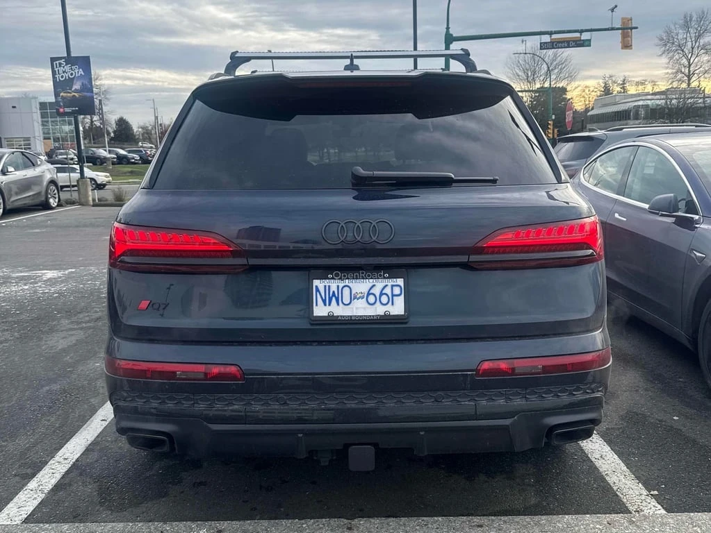 Audi Q7 * Progressiv * CARFAX * БЕЗ ПЪРВОНАЧАЛНА ВНОСКА - изображение 4