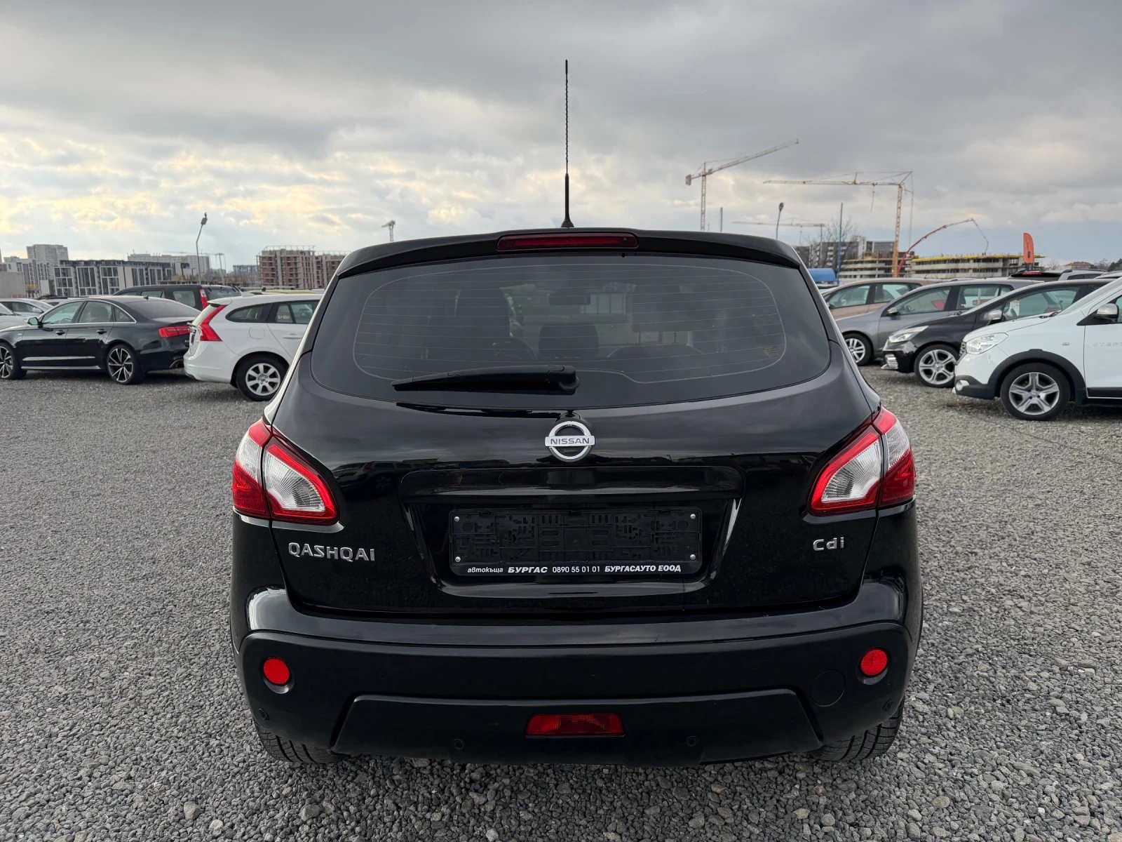 Nissan Qashqai 2.0 DCI 4x4 АВТОМАТ - изображение 5