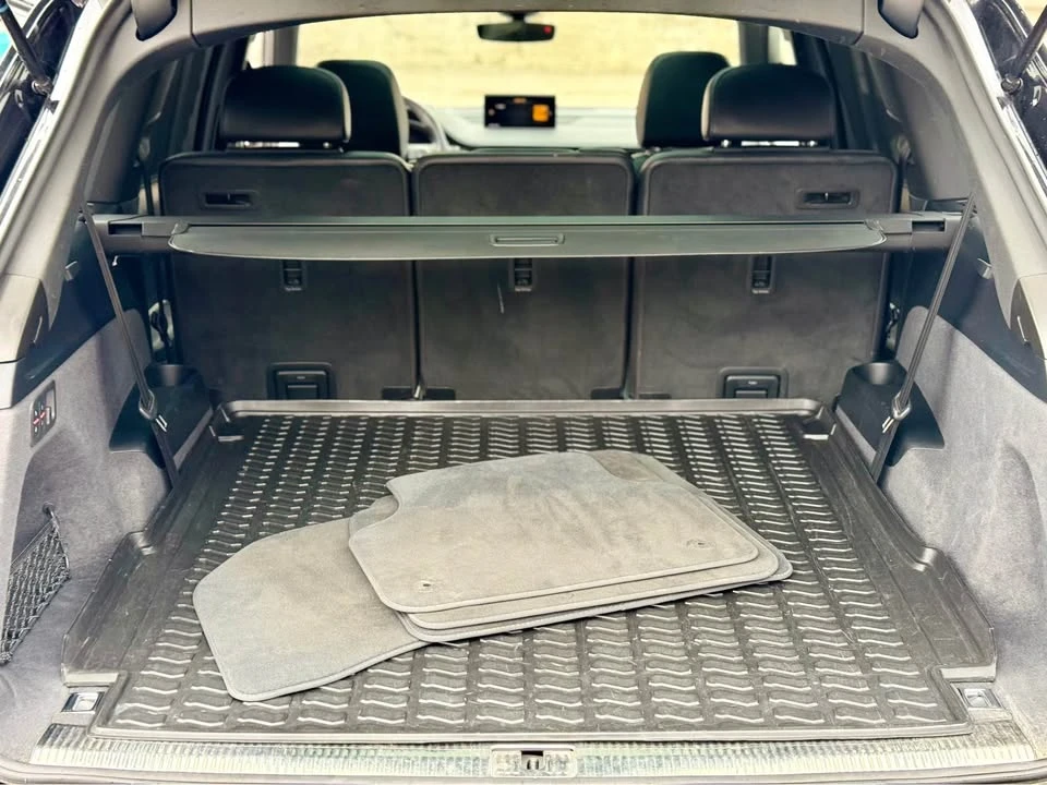 Audi Q7 * TFSI quattro Technik* Fully loaded special editi, снимка 16 - Автомобили и джипове - 54176863