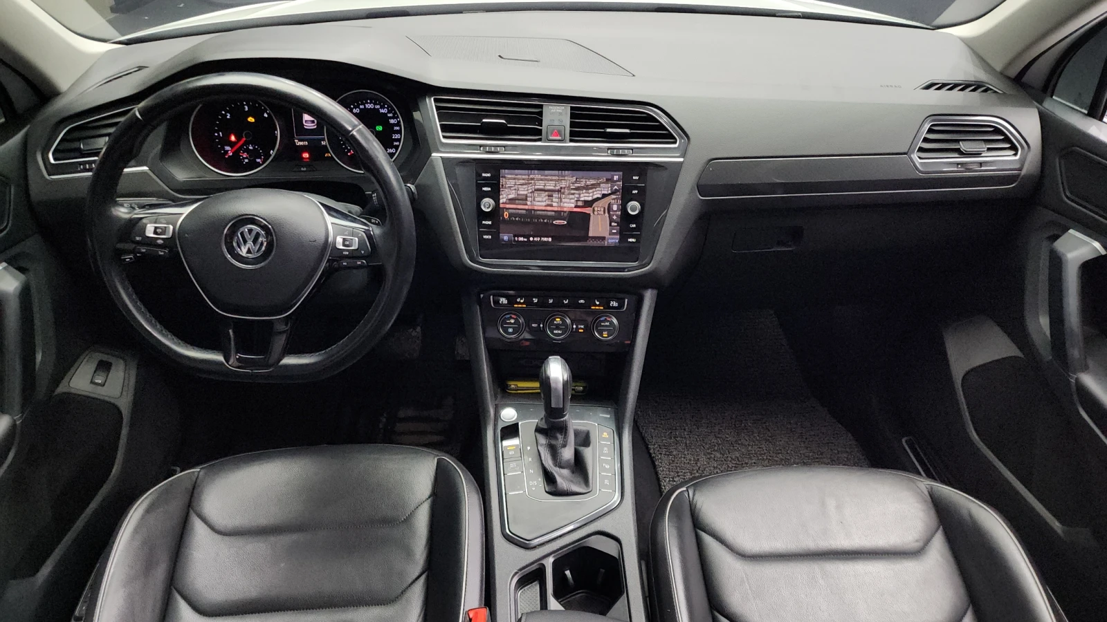 VW Tiguan 2.0TDI PRESTIGE autogeorge.com, снимка 6 - Автомобили и джипове - 54177865