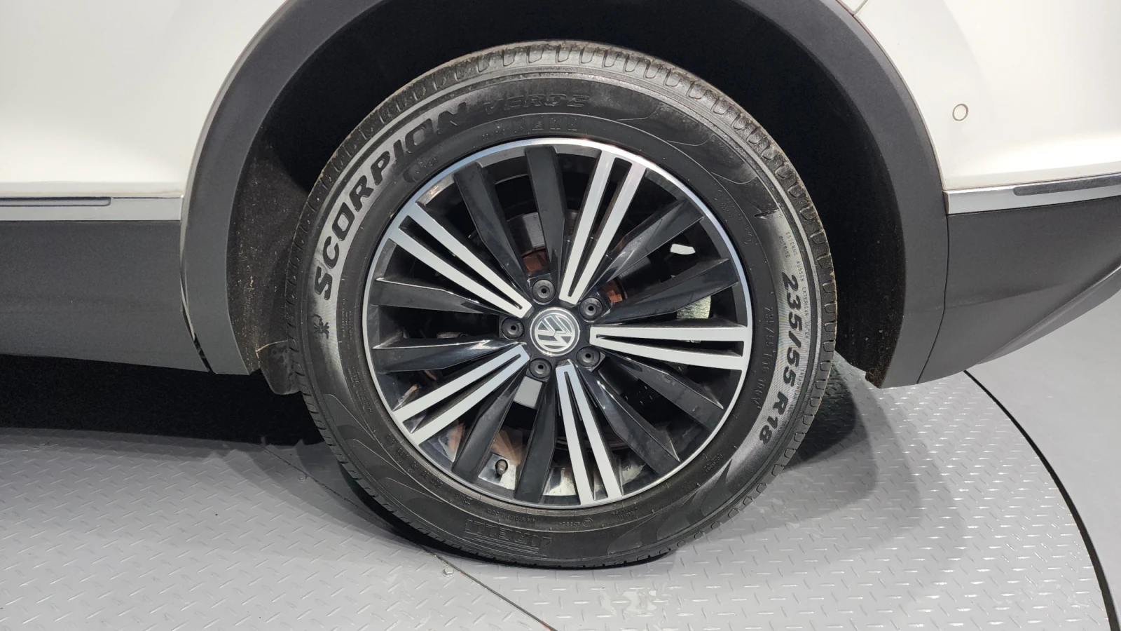 VW Tiguan 2.0TDI PRESTIGE autogeorge.com, снимка 5 - Автомобили и джипове - 54177865