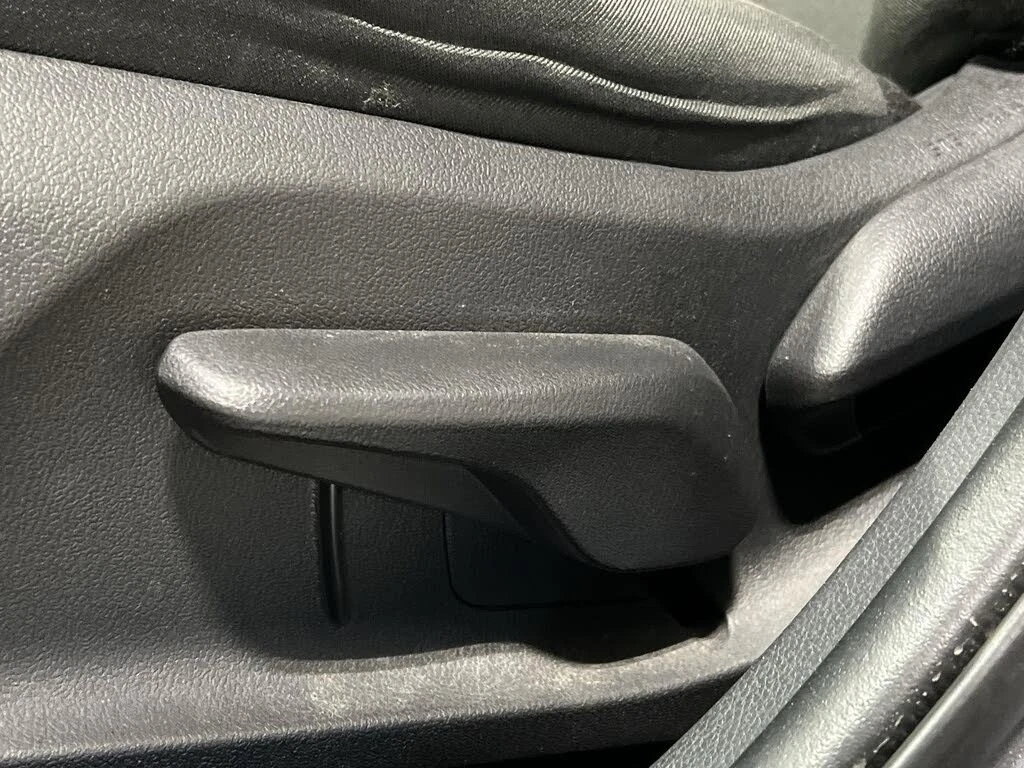 Toyota Rav4 АвтоКредит* (ЦЕНА ДО БГ), снимка 15 - Автомобили и джипове - 54227235