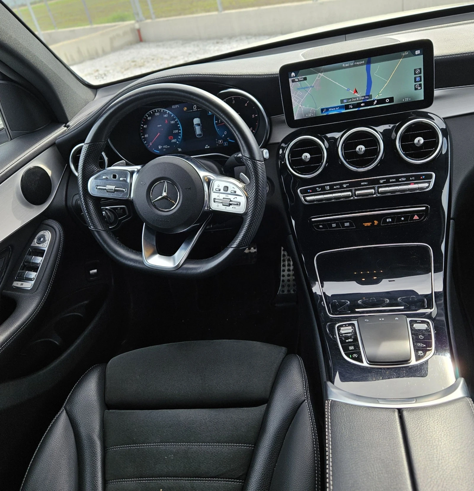 Mercedes-Benz GLC 220 Капарирана/Продадена , снимка 10 - Автомобили и джипове - 54285502