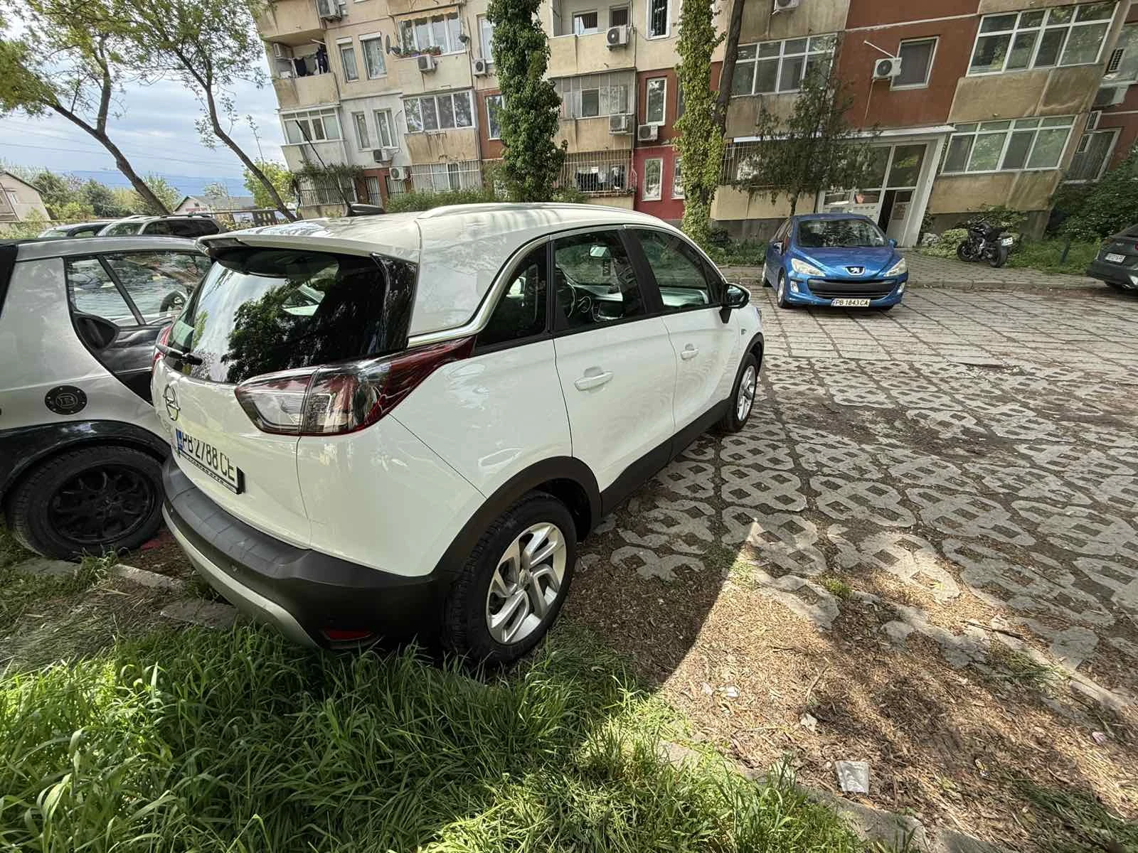 Opel Crossland X, снимка 10 - Автомобили и джипове - 54391561