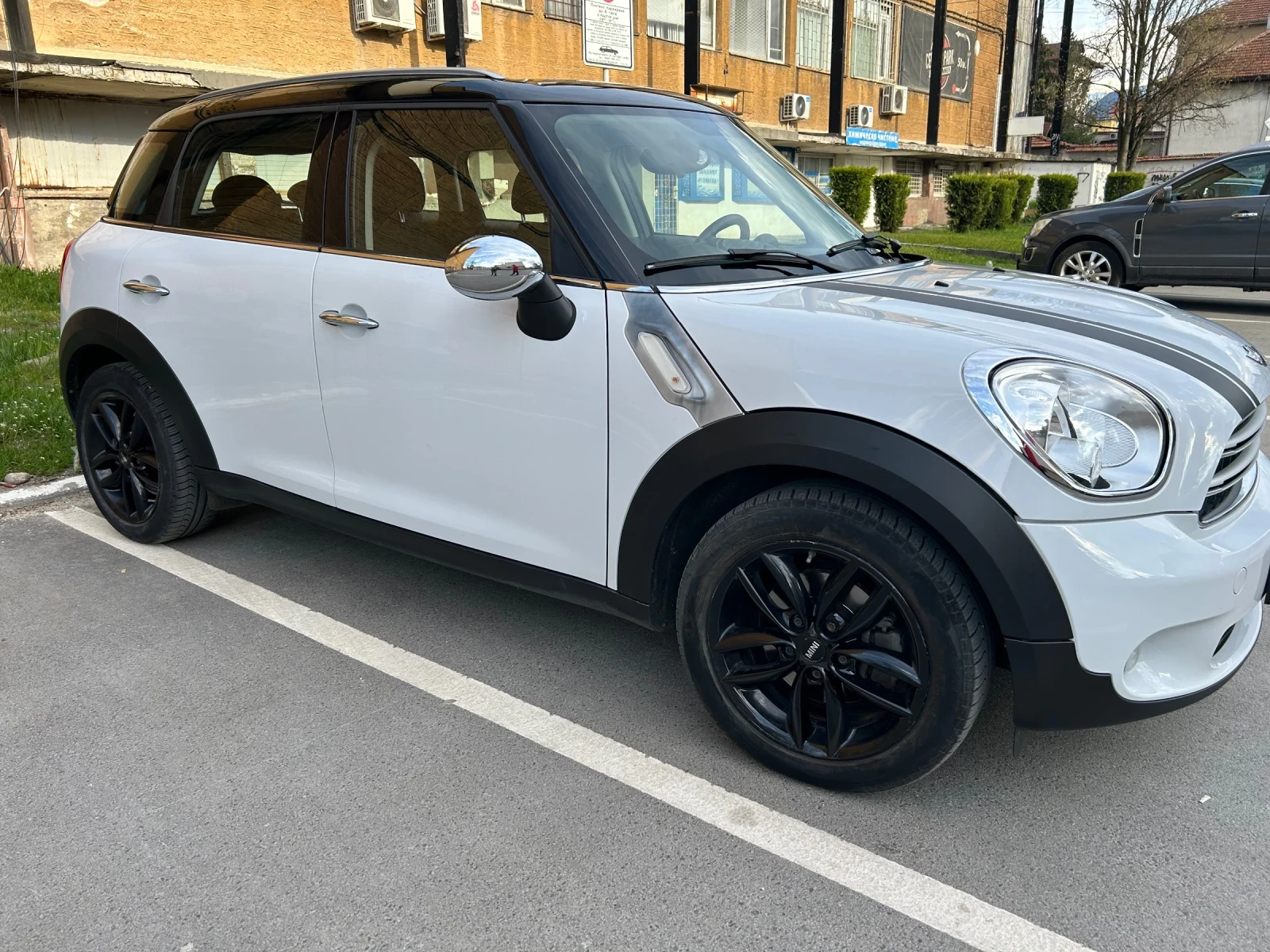 Mini Countryman, снимка 3 - Автомобили и джипове - 54415724