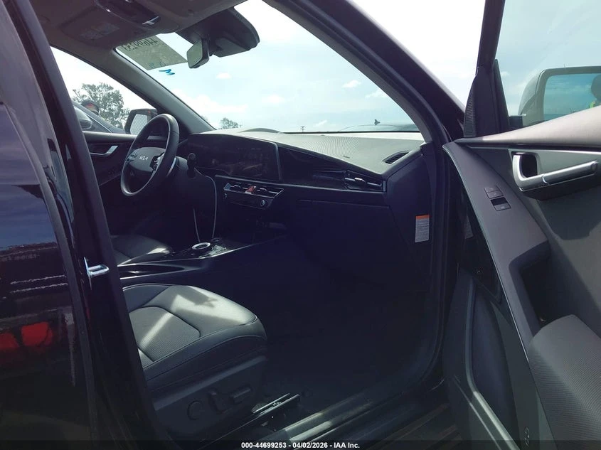 Kia Niro Ev Wave, снимка 5 - Автомобили и джипове - 54509515
