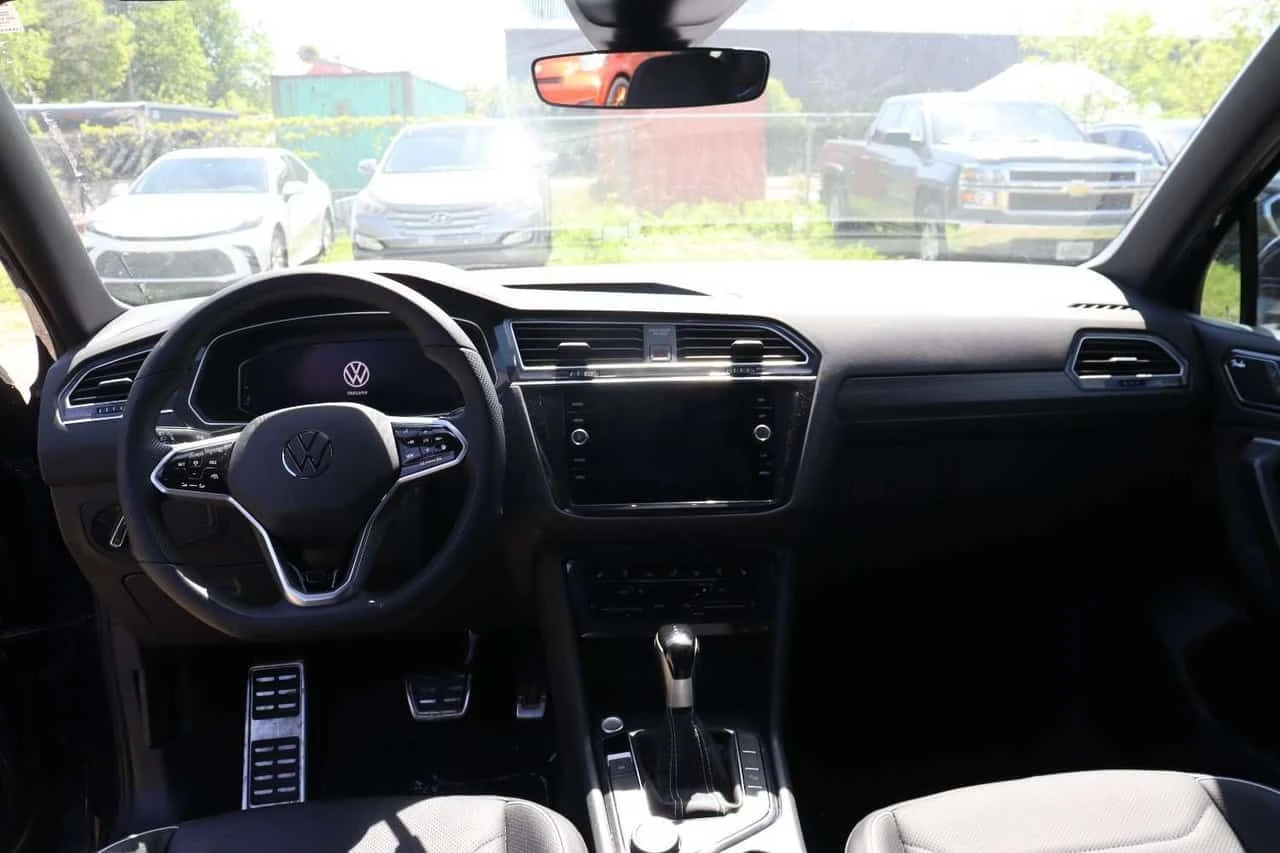 VW Tiguan Highline R Line / 360 / ОБДУХВАНЕ / FENDER, снимка 9 - Автомобили и джипове - 54639869