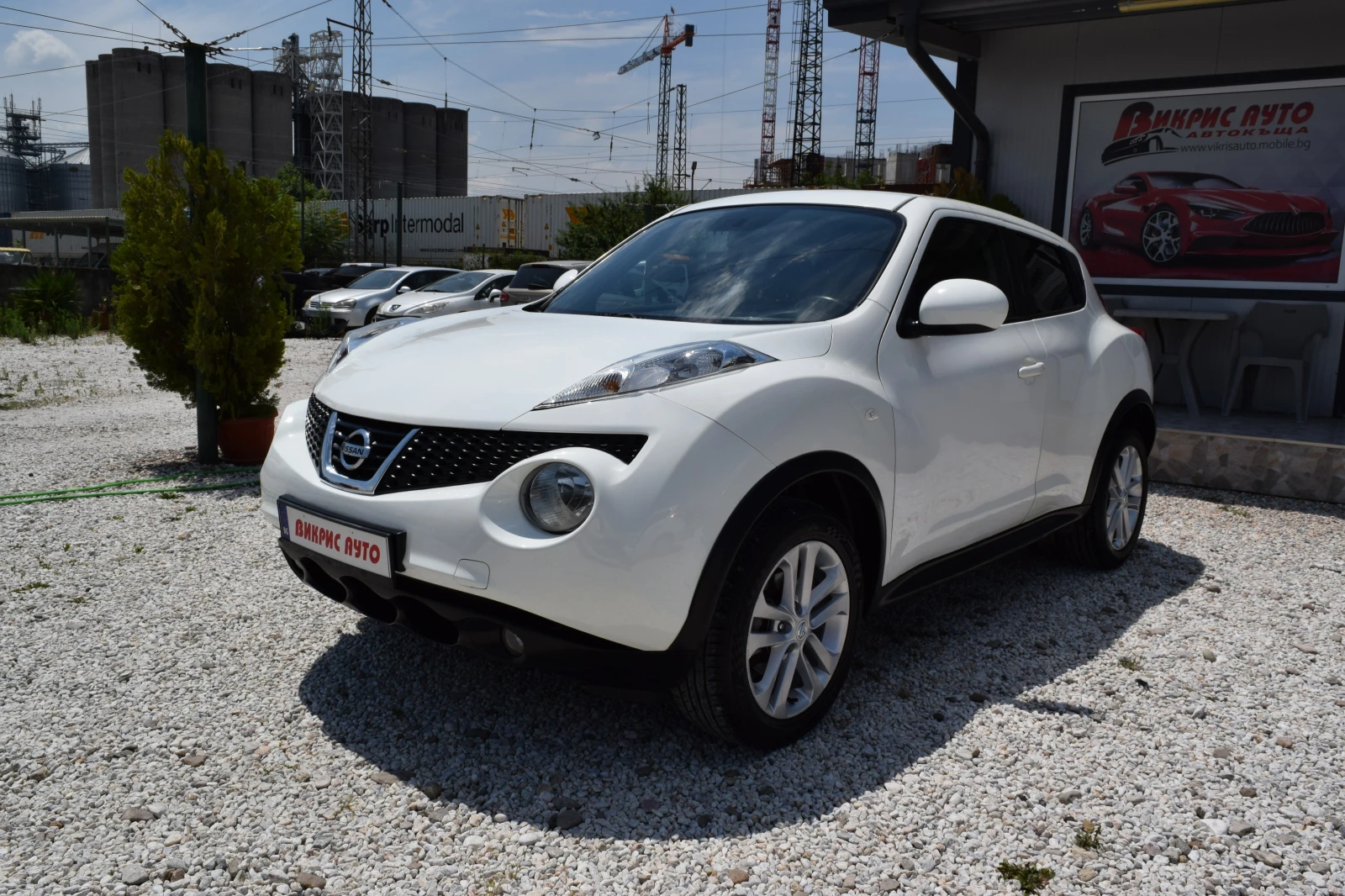 Nissan Juke 1.5dci* 110kc* Euro5* Нави* Камера, снимка 3 - Автомобили и джипове - 55170923