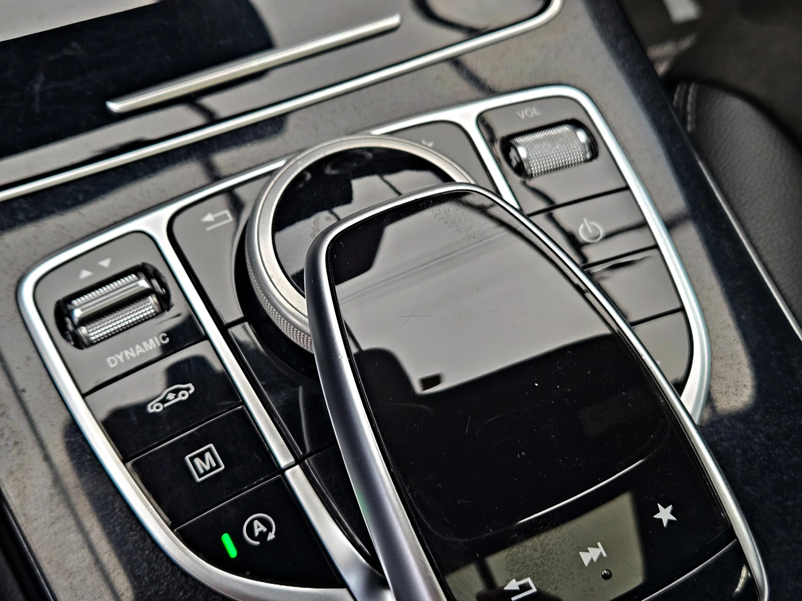 Mercedes-Benz GLC Coupe 250AMG/DISTR/360CAMERA/AIRMATIC/LINE ASSYST/LIZING, снимка 12 - Автомобили и джипове - 55332870