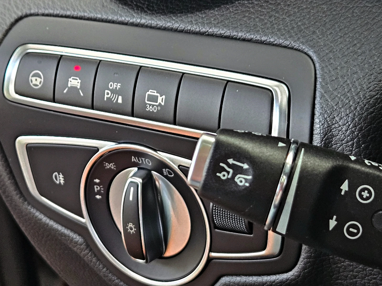 Mercedes-Benz GLC Coupe 250AMG/DISTR/360CAMERA/AIRMATIC/LINE ASSYST/LIZING, снимка 11 - Автомобили и джипове - 55332870