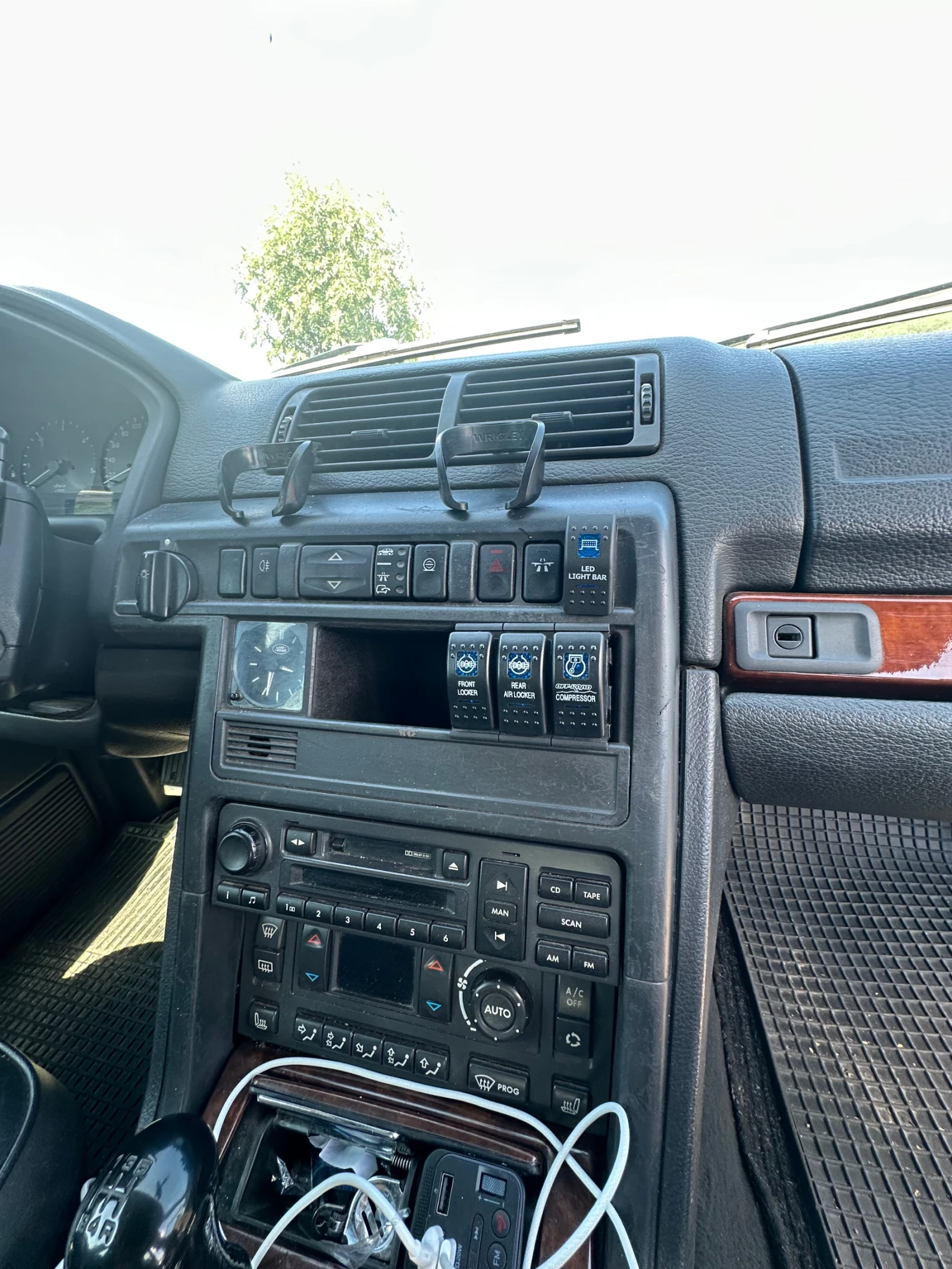 Land Rover Range rover, снимка 8 - Автомобили и джипове - 55422624