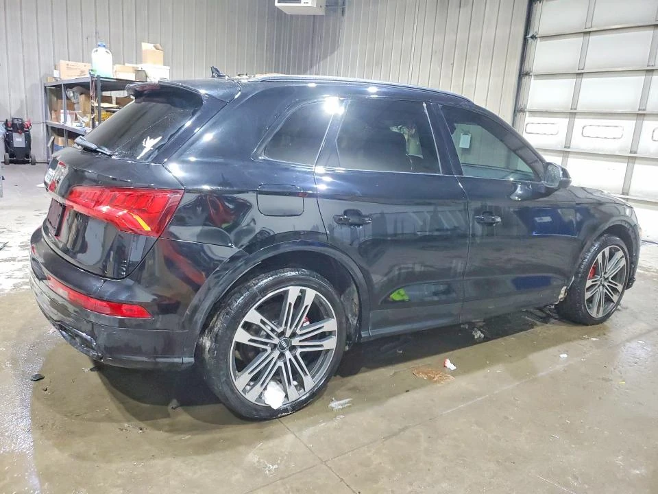 Audi SQ5 3.0 TFSI / Кожа / Панорама / ПРОГНОЗНА ЦЕНА до БГ, снимка 3 - Автомобили и джипове - 55611921