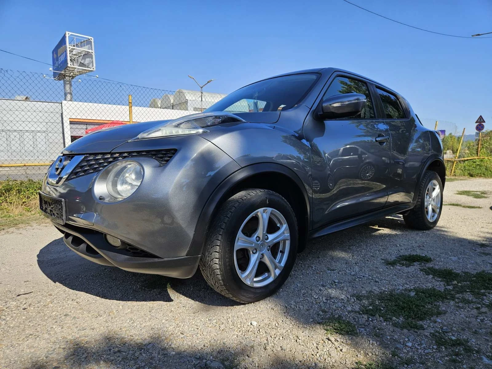 Nissan Juke 1.6, снимка 6 - Автомобили и джипове - 55998372