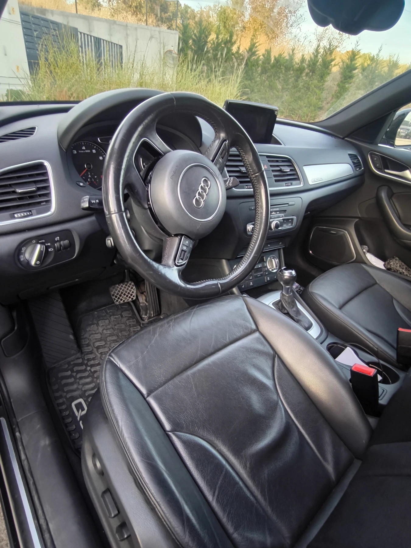 Audi Q3, снимка 5 - Автомобили и джипове - 56395839