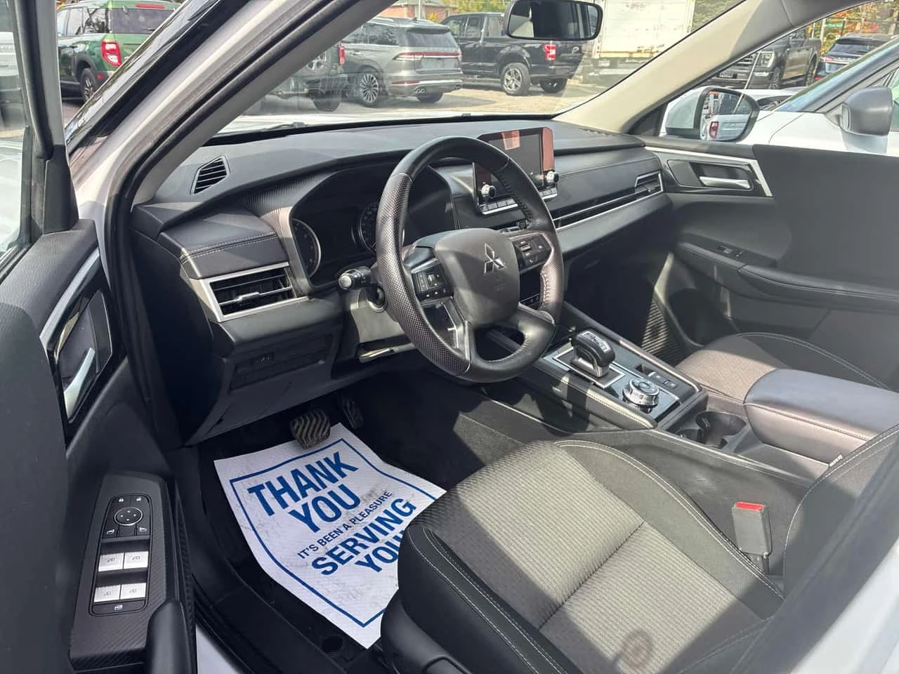 Mitsubishi Outlander 2.5L ES / CARFAX / ����� ������ / ���������  | Mobile.bg � ����������� 10