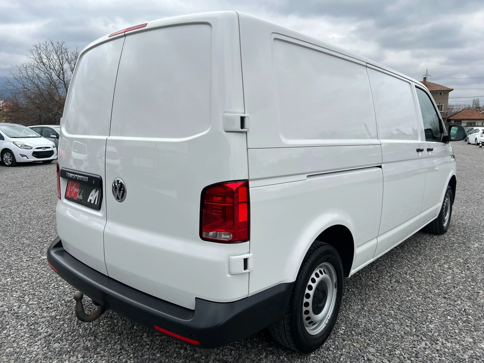 VW Transporter 2.0TDI ДЪЛГА БАЗА/ДВЕ СТРАНИЧНИ ВРАТИ/196569км./, снимка 5 - Бусове и автобуси - 53955890