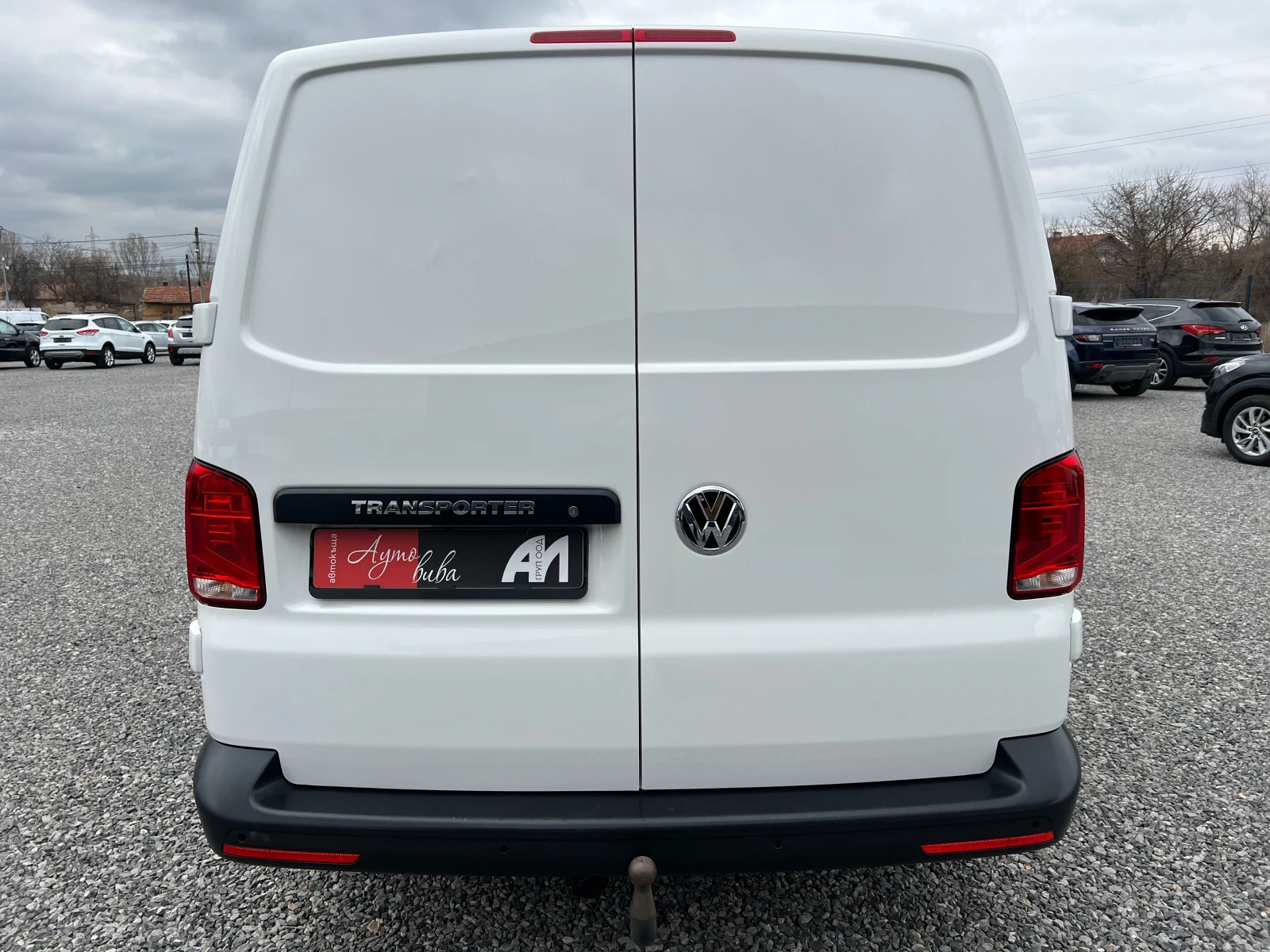 VW Transporter 2.0TDI ДЪЛГА БАЗА/ДВЕ СТРАНИЧНИ ВРАТИ/196569км./, снимка 4 - Бусове и автобуси - 53955890