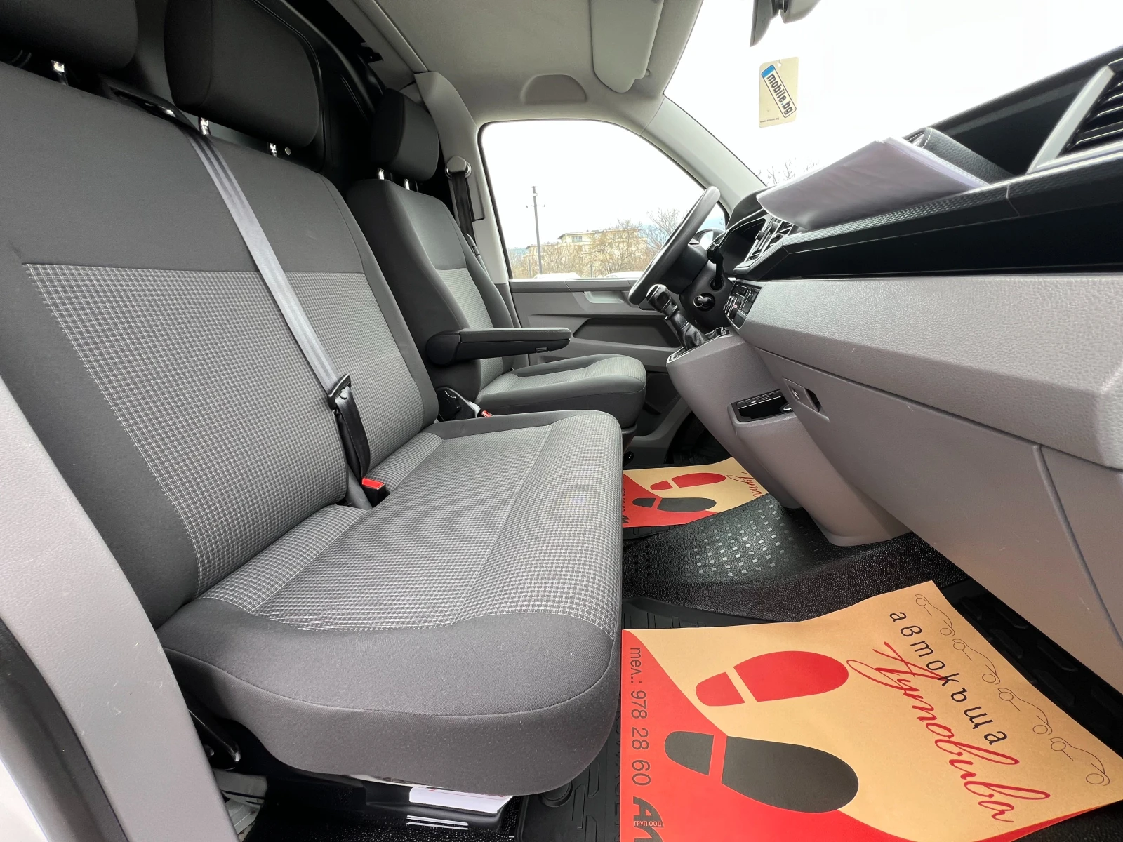 VW Transporter 2.0TDI ДЪЛГА БАЗА/ДВЕ СТРАНИЧНИ ВРАТИ/196569км./, снимка 15 - Бусове и автобуси - 53955890