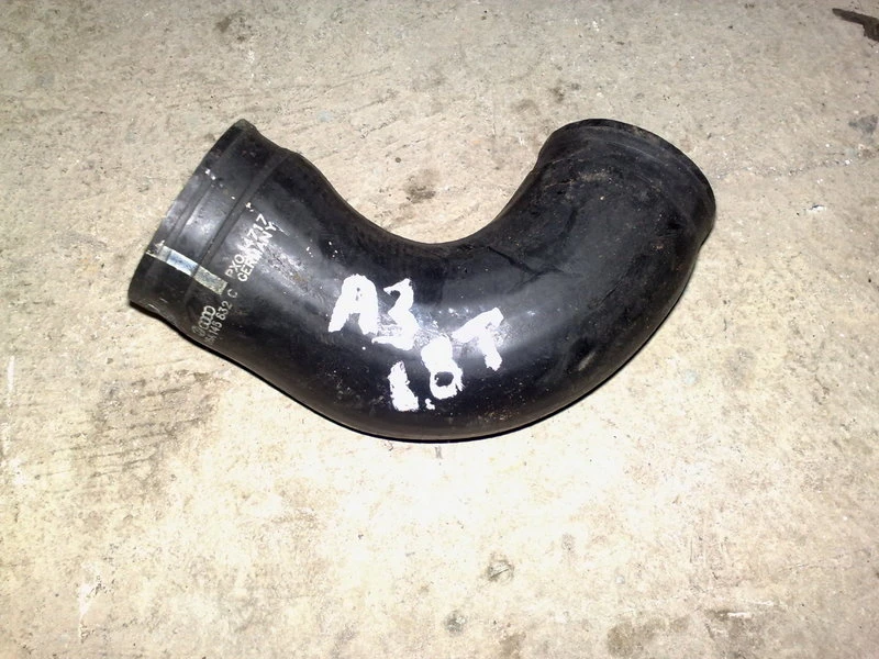 Маркуч турбо за Ауди А3 1.8Т 98г.