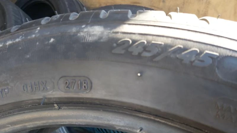 Гуми Летни 245/45R19, снимка 5 - Гуми и джанти - 28561579