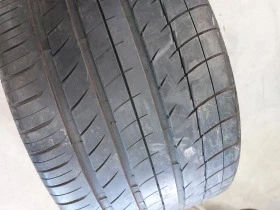 Гуми Летни 295/30R19, снимка 1 - Гуми и джанти - 44489979