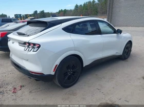 Ford Mustang Mach-E Gt, снимка 4