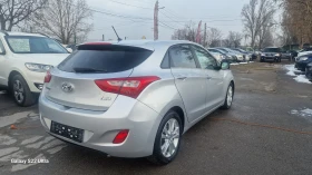 Hyundai I30 1.6i Premium Автоматик Кожа Парктроник Подгрев, снимка 5