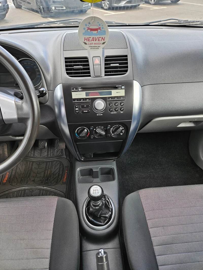 Suzuki SX4 1.6дизел, снимка 5 - Автомобили и джипове - 47244744