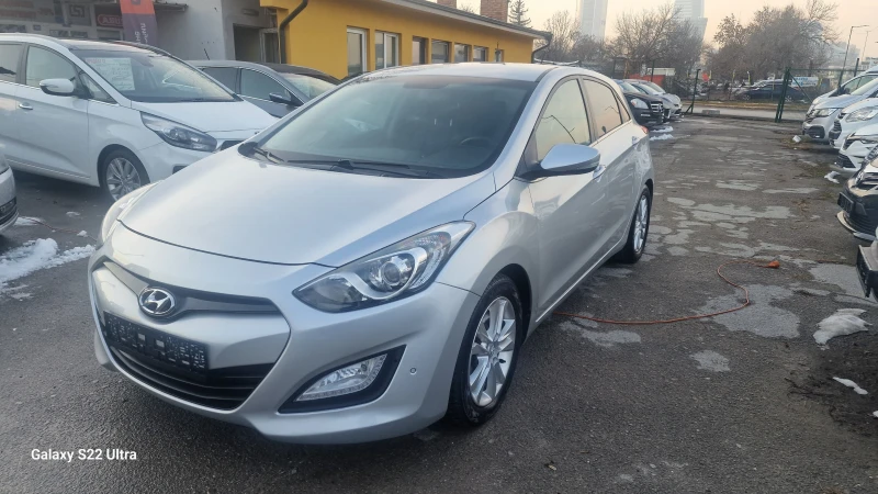 Hyundai I30 1.6i Premium Автоматик Кожа Парктроник Подгрев, снимка 4 - Автомобили и джипове - 48503906