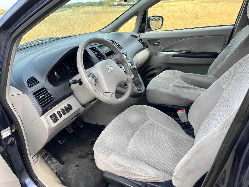 Mitsubishi Grandis, снимка 7 - Автомобили и джипове - 48508586