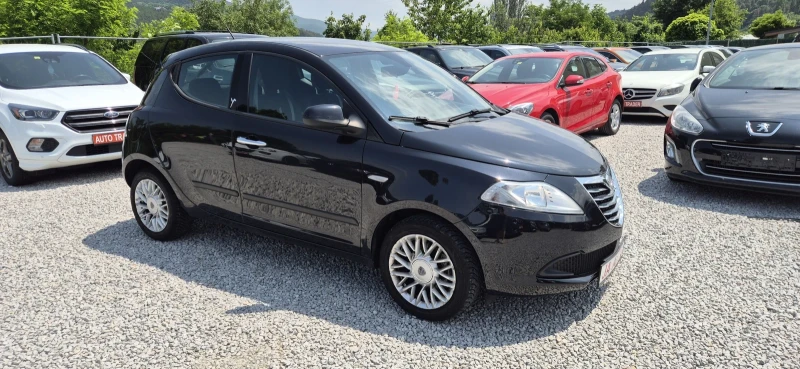 Lancia Ypsilon 1.2-70кс.КЛИМА, снимка 4 - Автомобили и джипове - 50632288