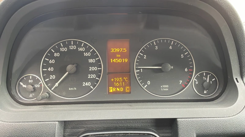 Mercedes-Benz A 160 face-lift-2010-automatic-Germany, снимка 9 - Автомобили и джипове - 52206571