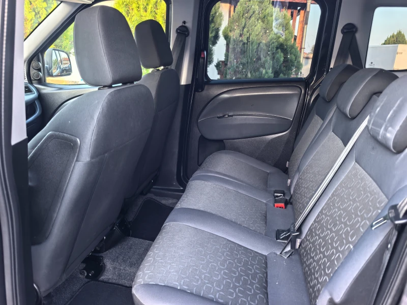 Fiat Doblo 1.6MJet, снимка 10 - Автомобили и джипове - 51599643
