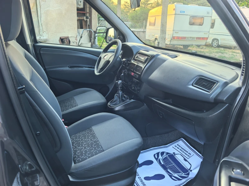 Fiat Doblo 1.6MJet, снимка 13 - Автомобили и джипове - 51599643