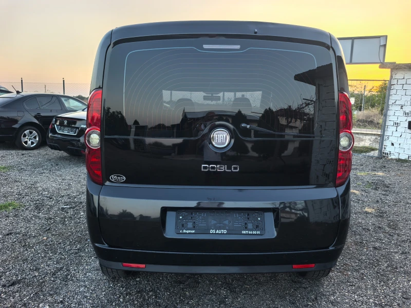 Fiat Doblo 1.6MJet, снимка 4 - Автомобили и джипове - 51599643