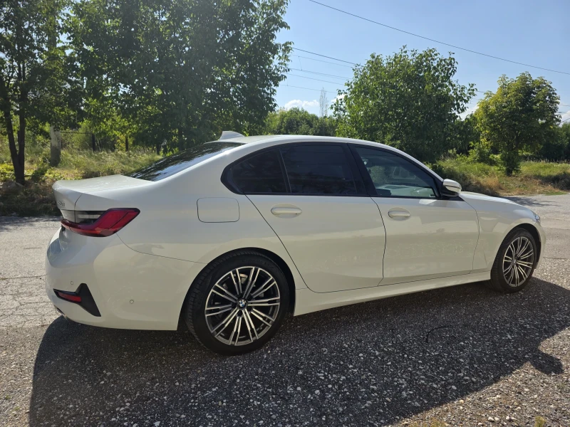 BMW 320 Mild hybrid, снимка 5 - Автомобили и джипове - 51598412