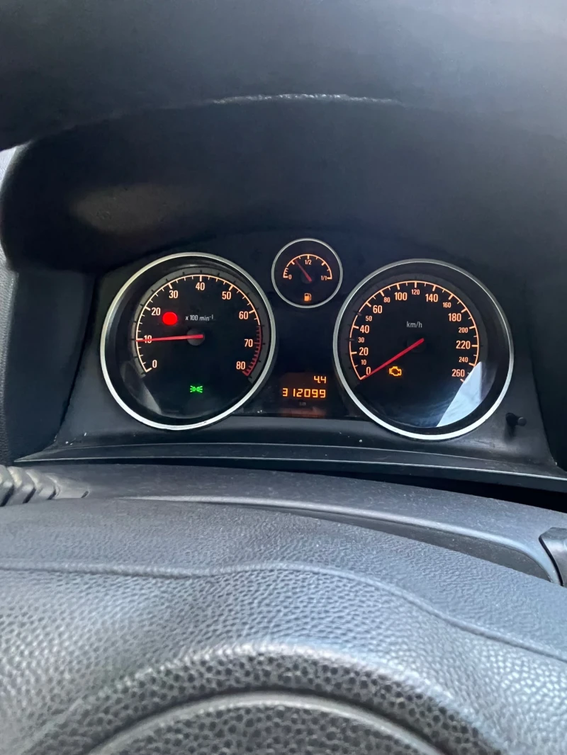 Opel Zafira, снимка 2 - Автомобили и джипове - 52504814